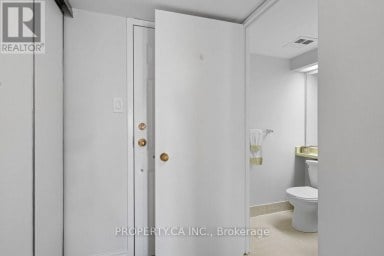 608 - 65 SCADDING AVENUE Toronto (Waterfront Communities) Ontario photo 3