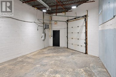 16 - 4 VATA COURT Aurora (Aurora Village) Ontario photo 4