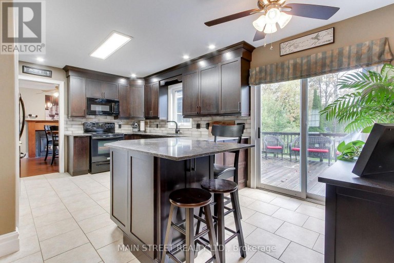 276 CRAWFORD STREET, Barrie (Ardagh), Ontario, L4N3W8
