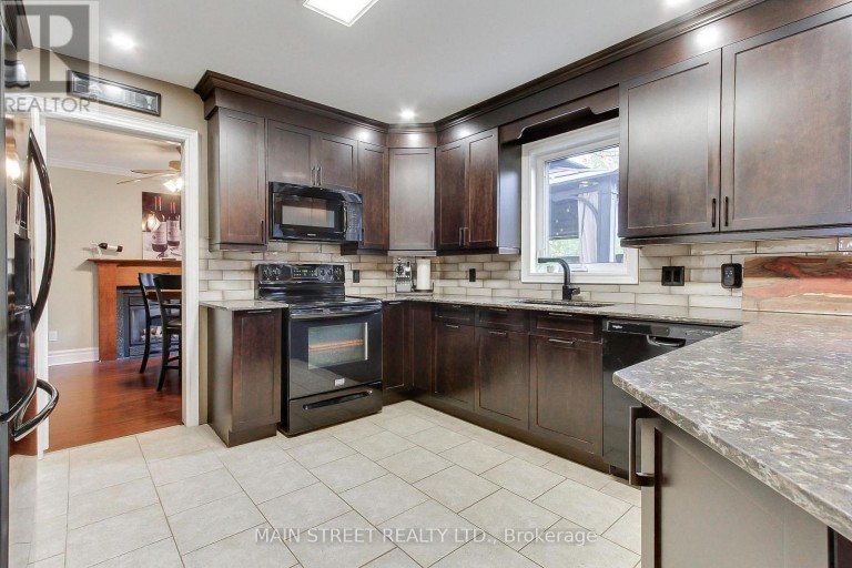 276 CRAWFORD STREET, Barrie (Ardagh), Ontario, L4N3W8