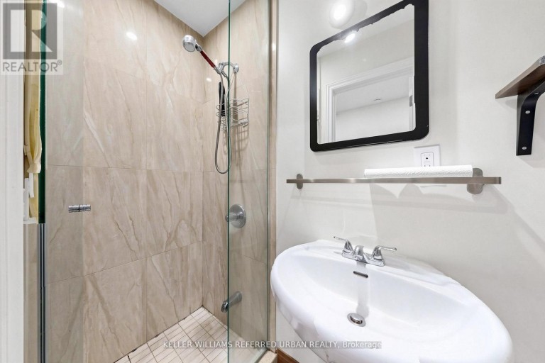 1218 BLOOR STREET W, Toronto (Dovercourt-Wallace Emerson-Junction), Ontario, M6H1N3