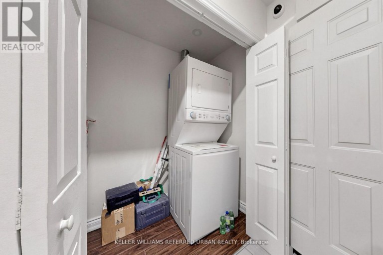 1218 BLOOR STREET W, Toronto (Dovercourt-Wallace Emerson-Junction), Ontario, M6H1N3