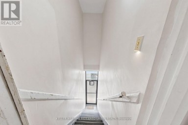 1218 BLOOR STREET W Toronto (Dovercourt-Wallace Emerson-Junction) Ontario photo 44