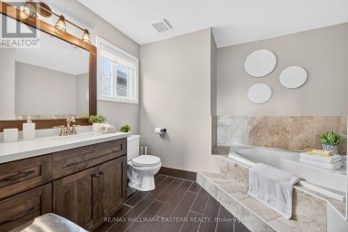 25 EDGERTON DRIVE Clarington (Bowmanville) Ontario photo 25