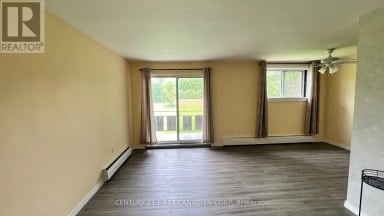207 - 1830 DUMONT STREET London East (East H) Ontario photo 3