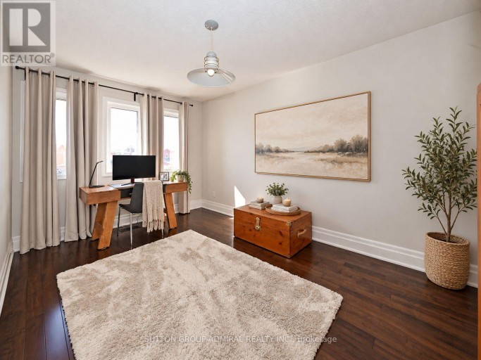 62 CASTLEHILL ROAD, Vaughan (Maple), Ontario, L6A1N8