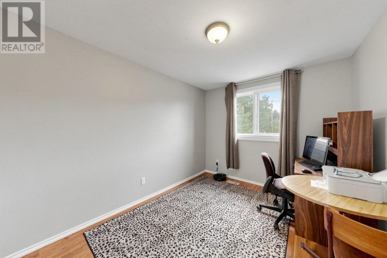 215 - 215 BARONWOOD COURT, Brampton (Brampton North), Ontario, L6V3H9