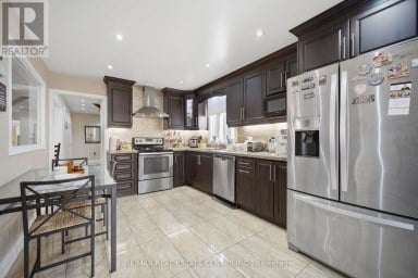 22 FAYWOOD DRIVE Brampton (Fletcher's West) Ontario photo 13