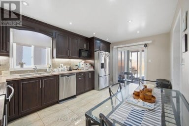 22 FAYWOOD DRIVE Brampton (Fletcher's West) Ontario photo 14