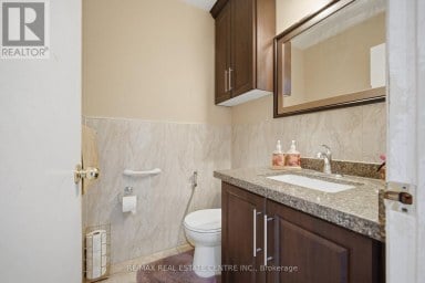 22 FAYWOOD DRIVE Brampton (Fletcher's West) Ontario photo 21