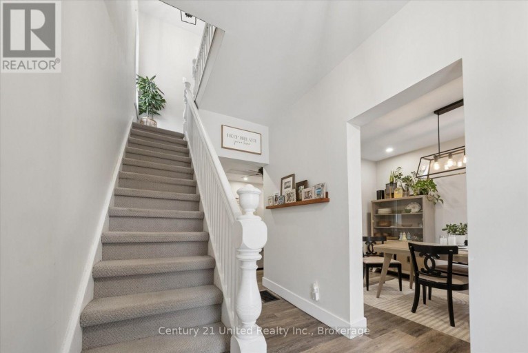 555 ROMAINE STREET, Peterborough (Town Ward 3), Ontario, K9J2C8