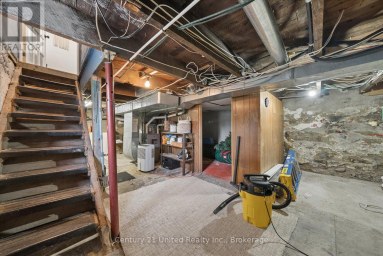 555 ROMAINE STREET Peterborough (Town Ward 3) Ontario photo 32