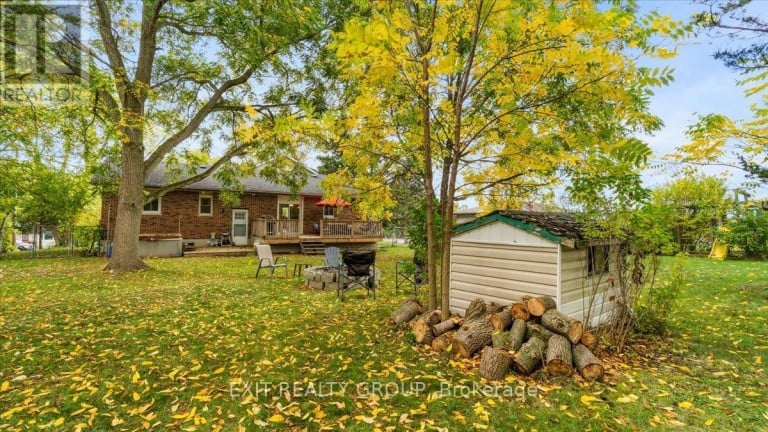 44 HILLCREST DRIVE, Quinte West (Murray Ward), Ontario, K8V0M6