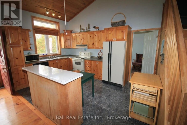1034 CHARLIE GEORGE LAKE DRIVE N, Dysart et al (Harcourt), Ontario, K0L1X0