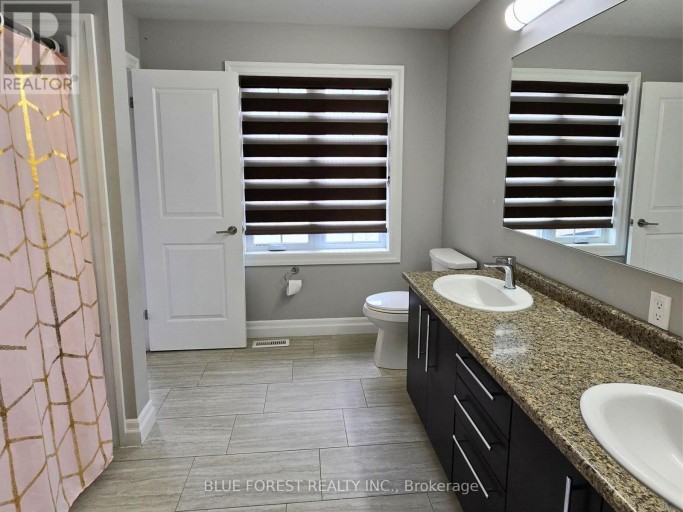 23 - 2587 SHEFFIELD BOULEVARD, London South (South U), Ontario, N6M0G4