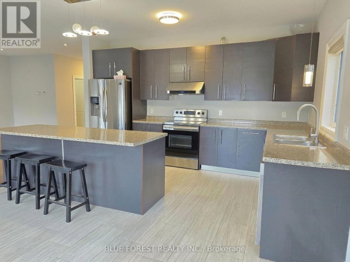 23 - 2587 SHEFFIELD BOULEVARD, London South (South U), Ontario, N6M0G4