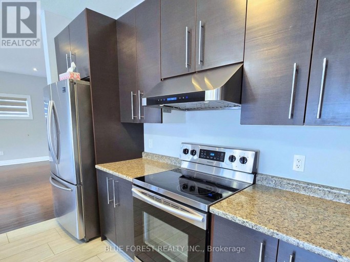 23 - 2587 SHEFFIELD BOULEVARD, London South (South U), Ontario, N6M0G4