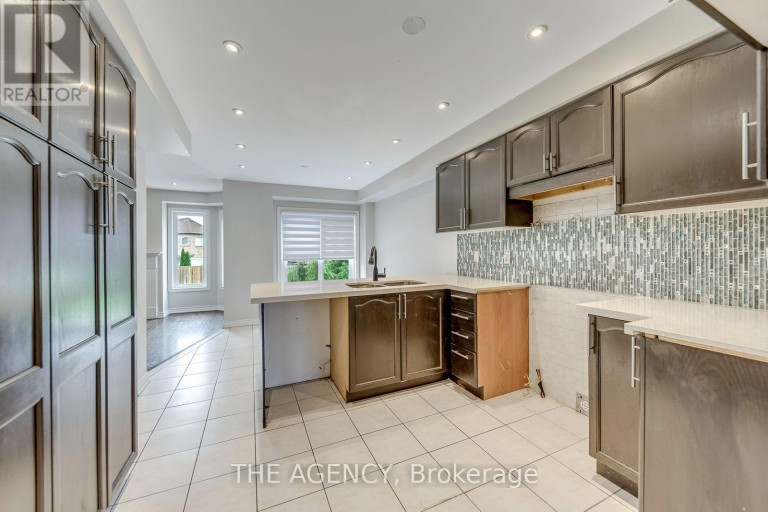 45 PALOMINO PLACE, Whitby (Pringle Creek), Ontario, L1R2V5