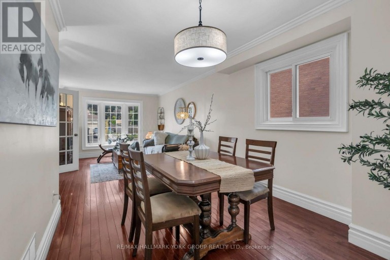 606 HAINES ROAD, Newmarket (Bristol-London), Ontario, L3Y6V5
