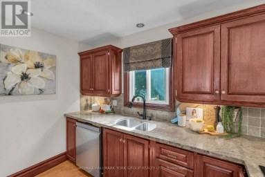 606 HAINES ROAD Newmarket (Bristol-London) Ontario photo 16