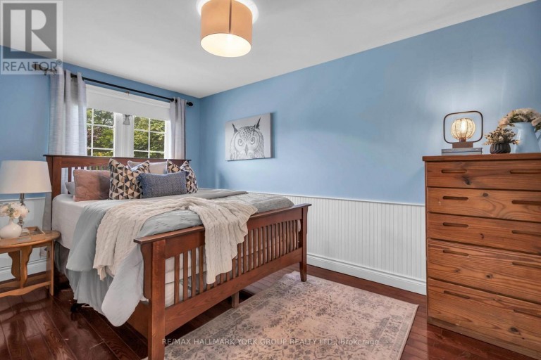 606 HAINES ROAD, Newmarket (Bristol-London), Ontario, L3Y6V5