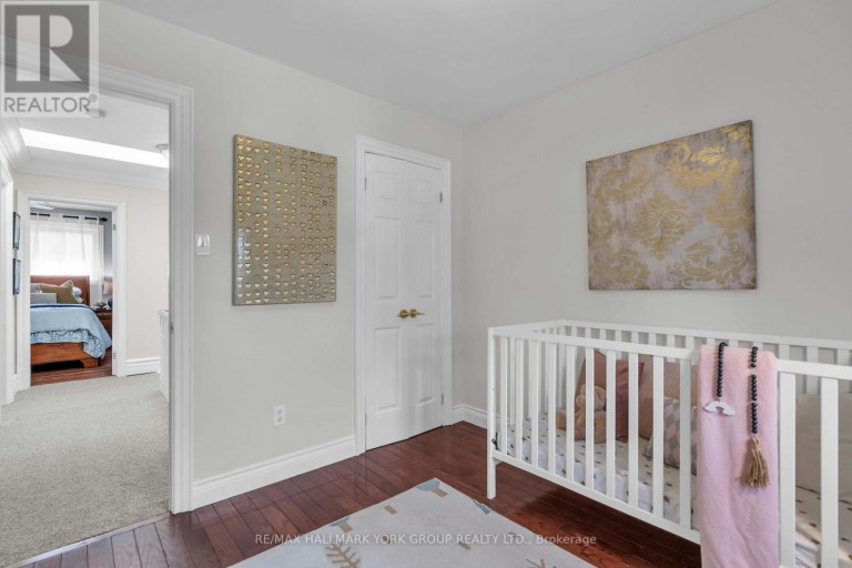 606 HAINES ROAD, Newmarket (Bristol-London), Ontario, L3Y6V5