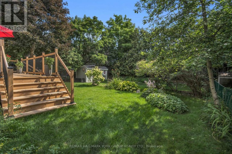 606 HAINES ROAD, Newmarket (Bristol-London), Ontario, L3Y6V5