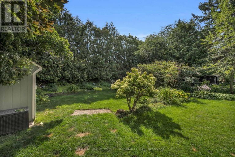 606 HAINES ROAD, Newmarket (Bristol-London), Ontario, L3Y6V5