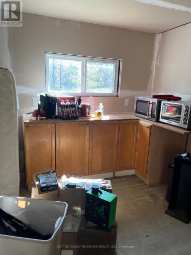 4067 AIRPORT ROAD, Ramara, Ontario, L3V6H6