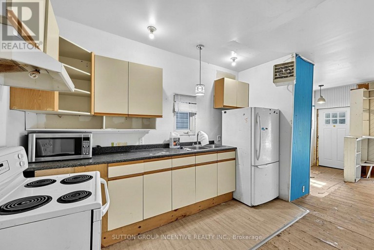 366 TALBOT STREET, Tay (Port McNicoll), Ontario, L0K1R0