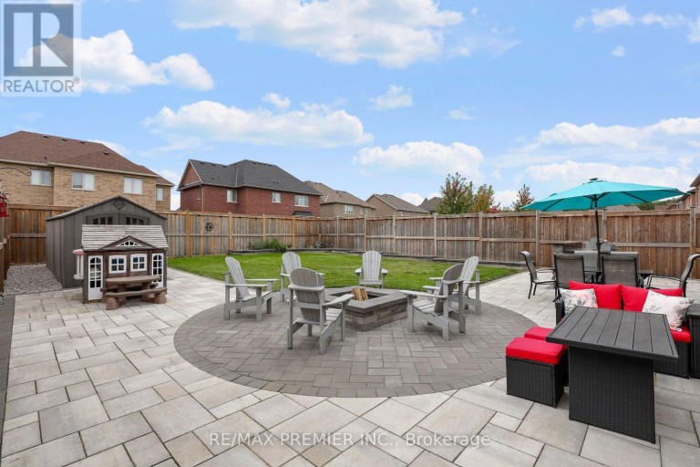 28 SAMUEL CRESCENT, Springwater (Centre Vespra), Ontario, L9X0S3