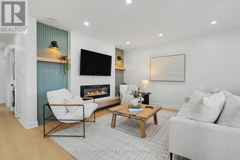 311 EAST 14TH STREET, Hamilton (Hill Park), Ontario, L9A4C1