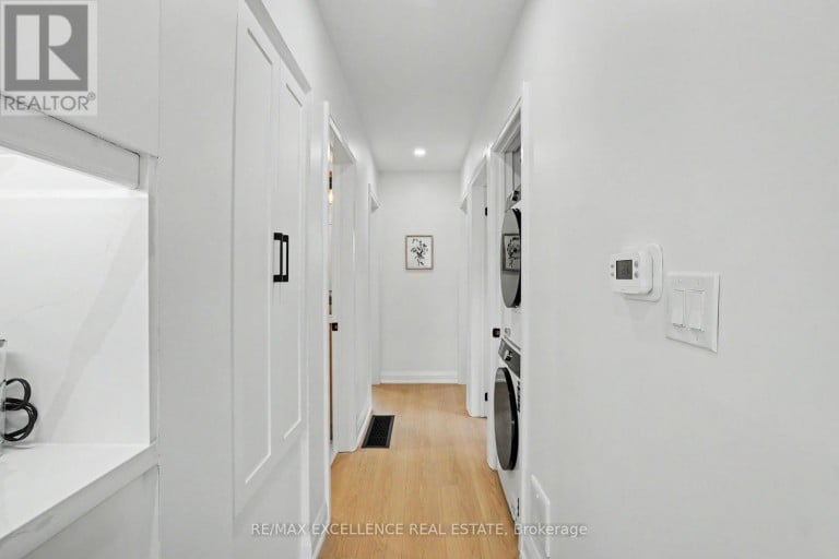 311 EAST 14TH STREET, Hamilton (Hill Park), Ontario, L9A4C1