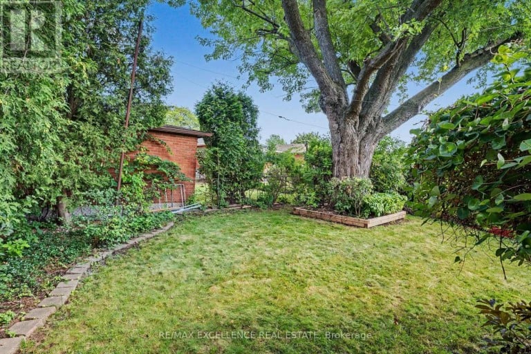 311 EAST 14TH STREET, Hamilton (Hill Park), Ontario, L9A4C1