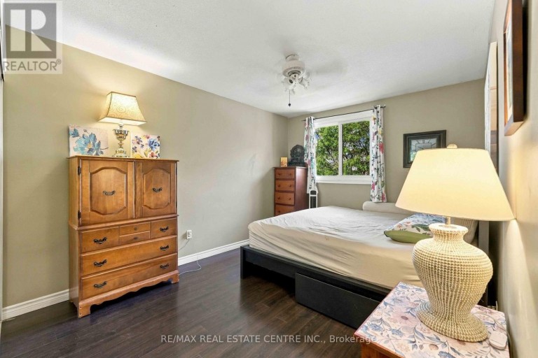 4 - 899 STONE CHURCH ROAD E, Hamilton (Quinndale), Ontario, L8W1B2