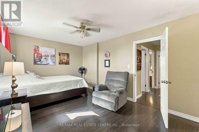 4 - 899 STONE CHURCH ROAD E, Hamilton (Quinndale), Ontario, L8W1B2