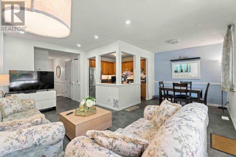 4 - 899 STONE CHURCH ROAD E, Hamilton (Quinndale), Ontario, L8W1B2