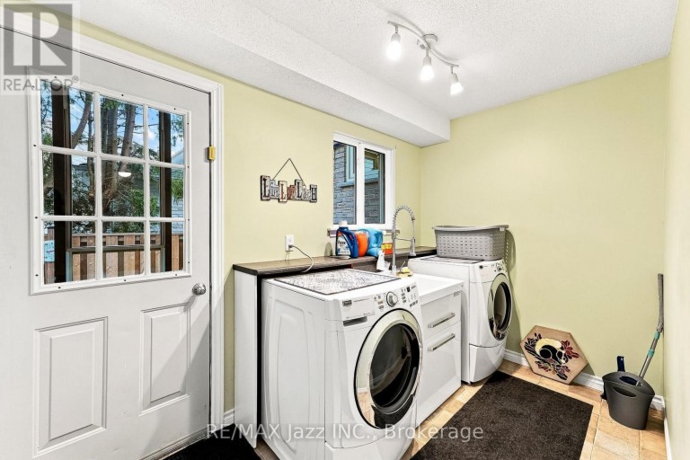 76 CHESTER CRESCENT, Scugog (Port Perry), Ontario, L9L1K8