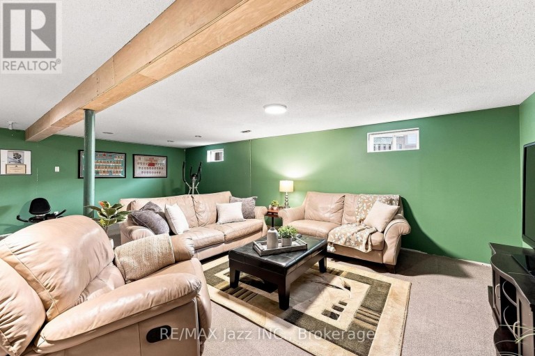 76 CHESTER CRESCENT, Scugog (Port Perry), Ontario, L9L1K8
