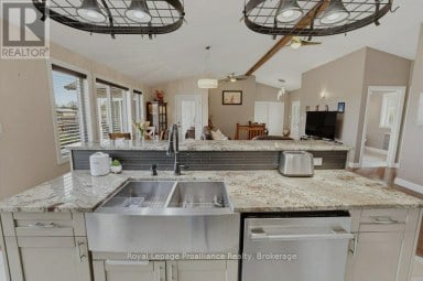 2491 HARMONY ROAD Tyendinaga (Tyendinaga Township) Ontario photo 12