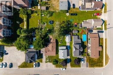 9 WOLFE STREET Penetanguishene Ontario photo 4