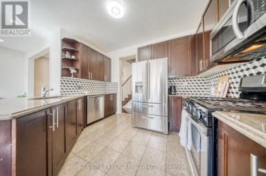 1749 LIATRIS DRIVE Pickering (Duffin Heights) Ontario photo 17
