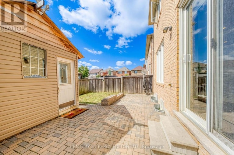 1749 LIATRIS DRIVE, Pickering (Duffin Heights), Ontario, L1X0B2