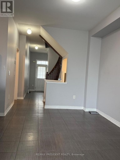 98 DAVENFIELD CIRCLE, Brampton (Bram East), Ontario, L6P4M1