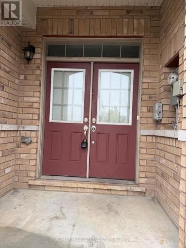 98 DAVENFIELD CIRCLE, Brampton (Bram East), Ontario, L6P4M1