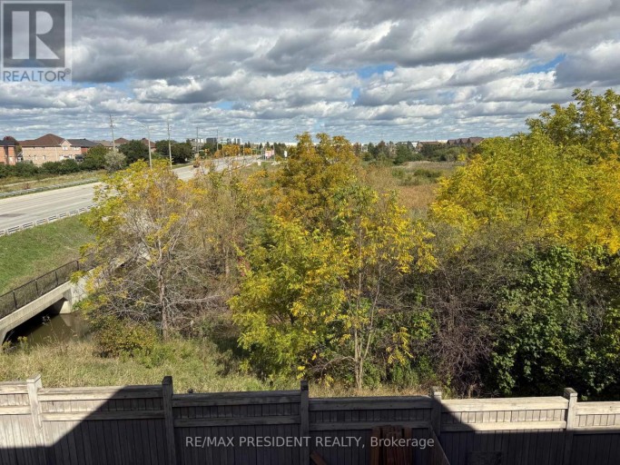 98 DAVENFIELD CIRCLE, Brampton (Bram East), Ontario, L6P4M1