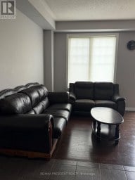 98 DAVENFIELD CIRCLE Brampton (Bram East) Ontario photo 6