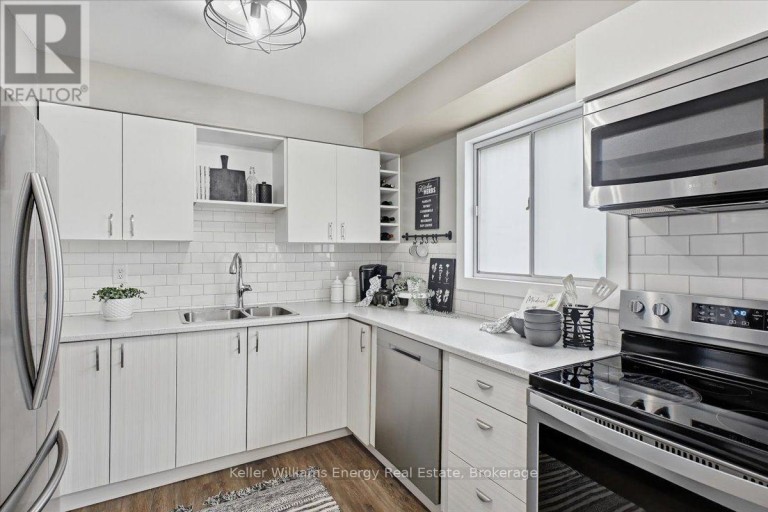 E45 - 221 ORMOND DRIVE, Oshawa (Samac), Ontario, L1G6T7