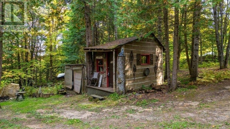 26 RIVERSIDE COURT, Hastings Highlands (Herschel Ward), Ontario, K0L1C0