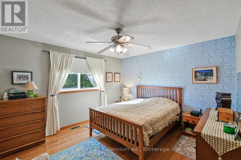 18 DILLON DRIVE, Collingwood, Ontario, L9Y4S3